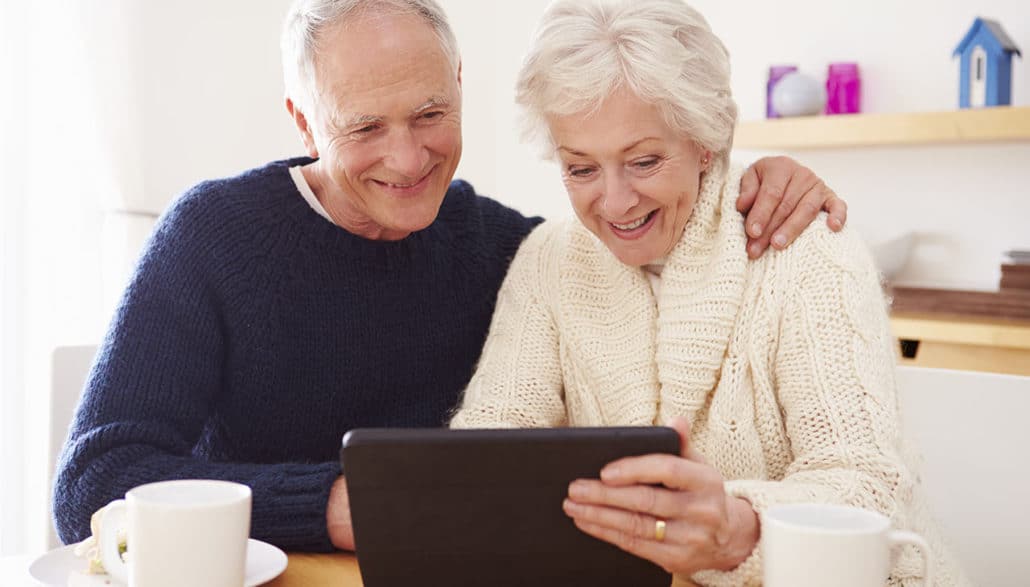 adapting-to-technology-for-the-elderly-veritas-care-agency